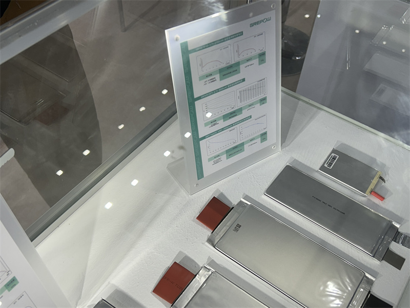 低溫、高倍率、高壓電芯